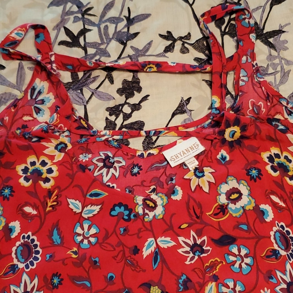 Dress tank - Picture 2 of 2